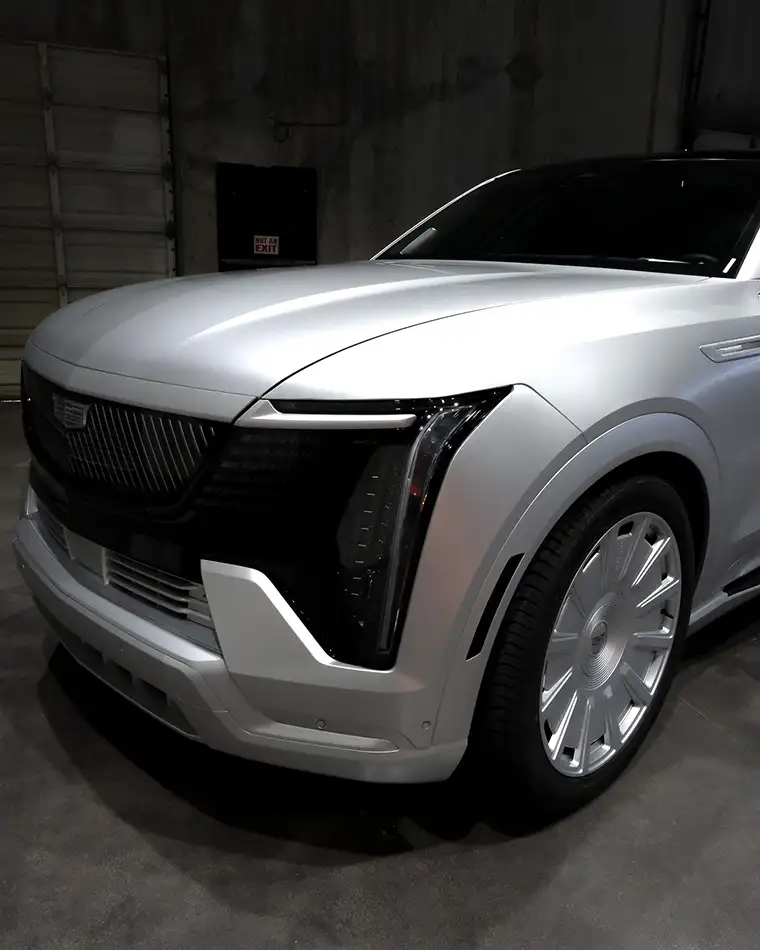 Cadillac IQ wrapped in Satin Silver White Aluminum on colour matched Giovanna Panik wheels